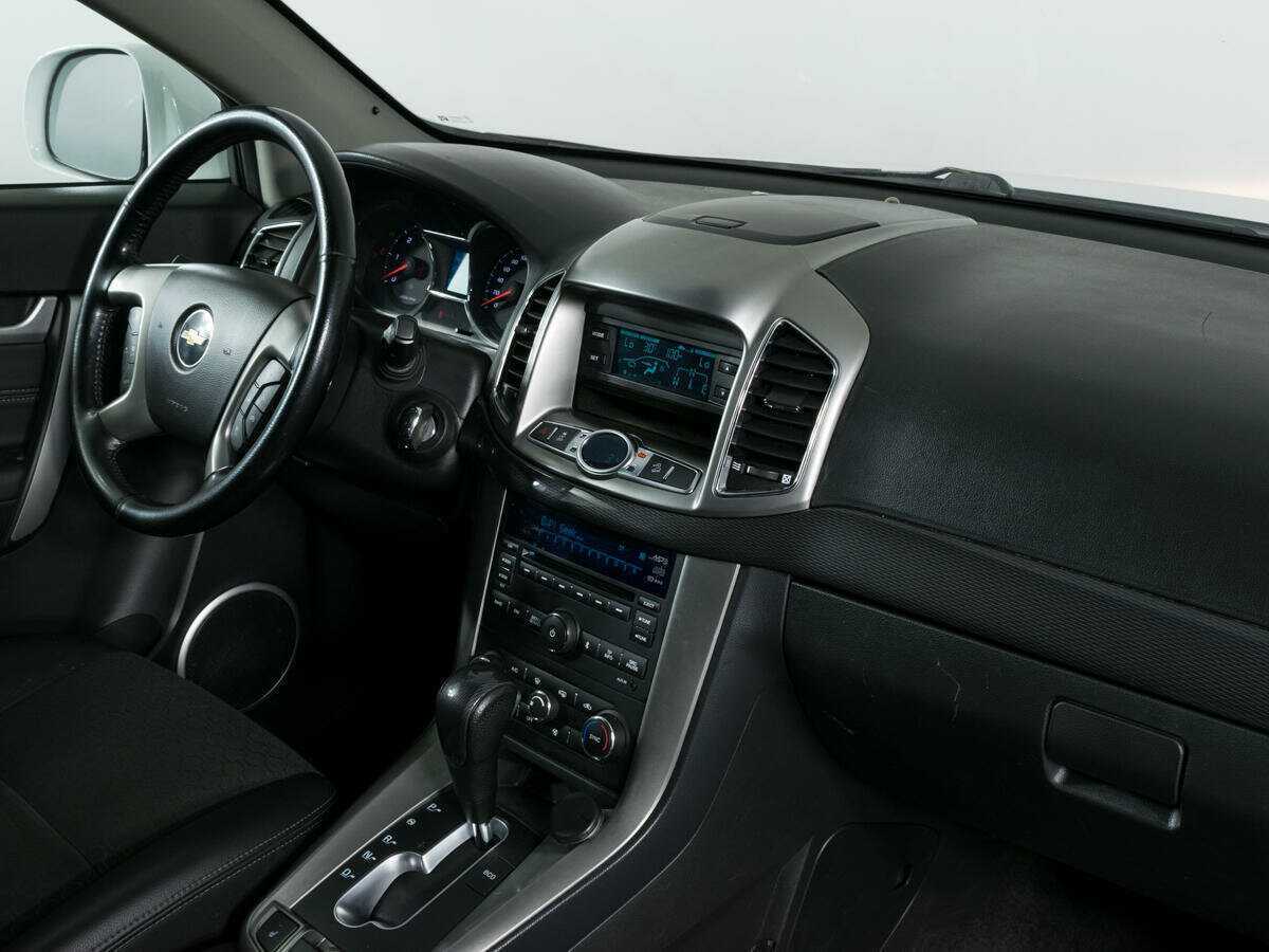 Chevrolet Captiva б/у, 2014, Автоматическая. Фото: #6
