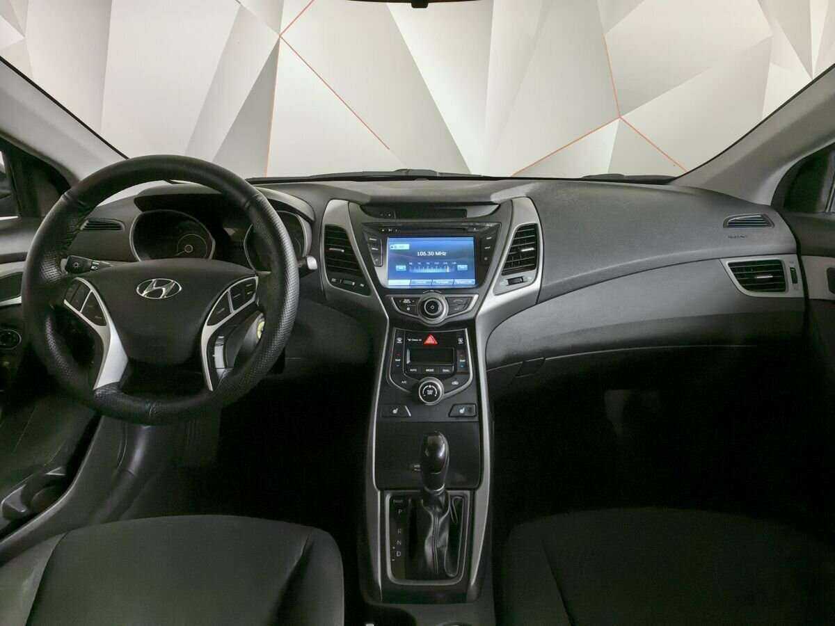 Hyundai Elantra б/у, 2015, Автоматическая. Фото: #9