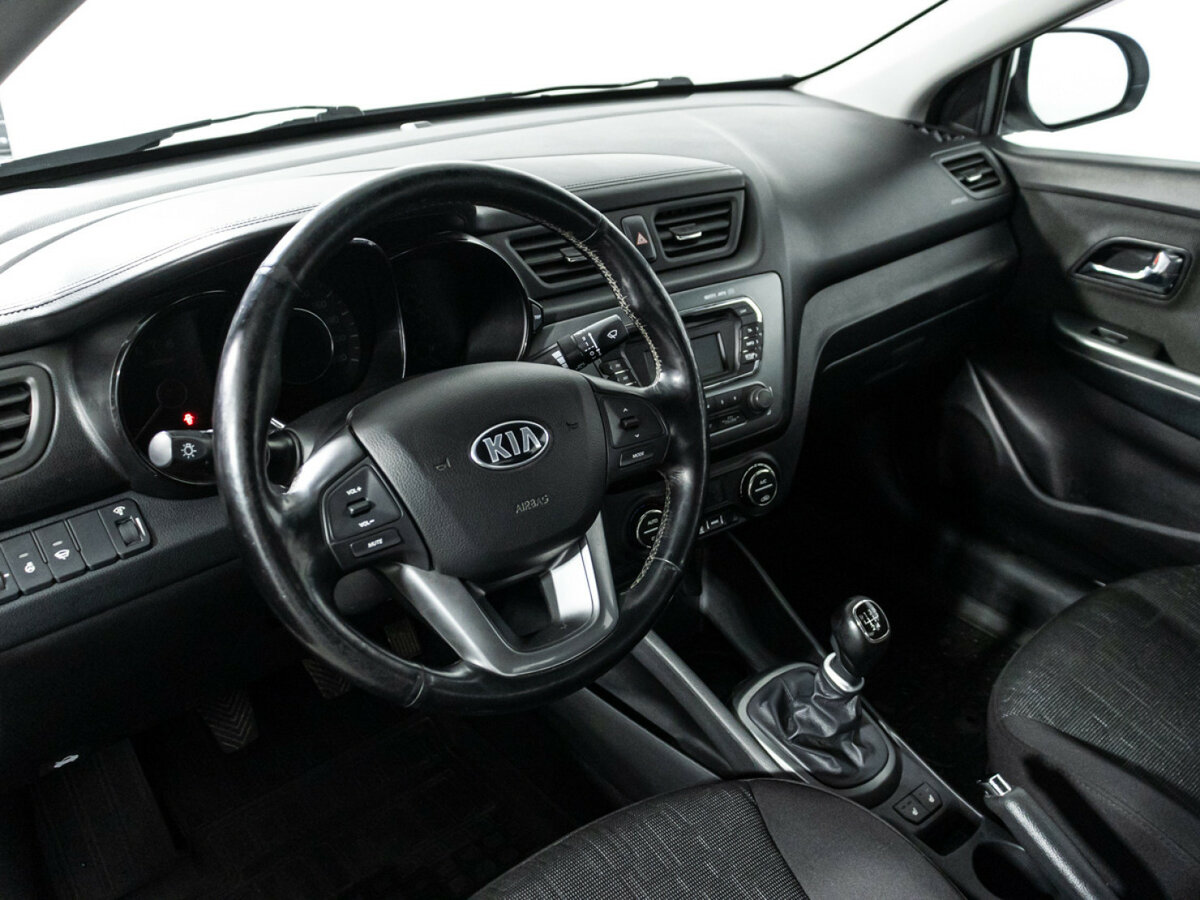 Kia Rio б/у, 2013, Механическая. Фото: #10