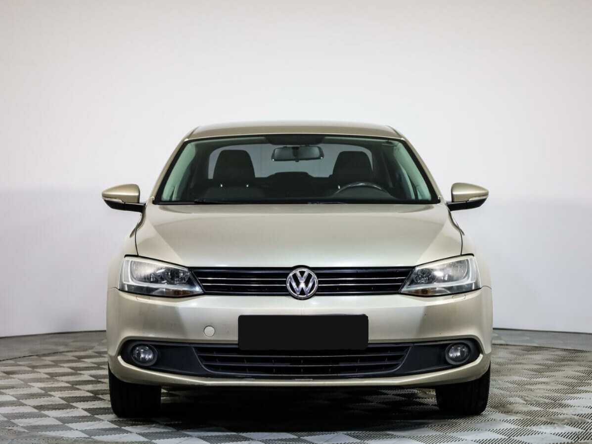 Volkswagen Jetta б/у, 2012, Механическая. Посмотреть фото