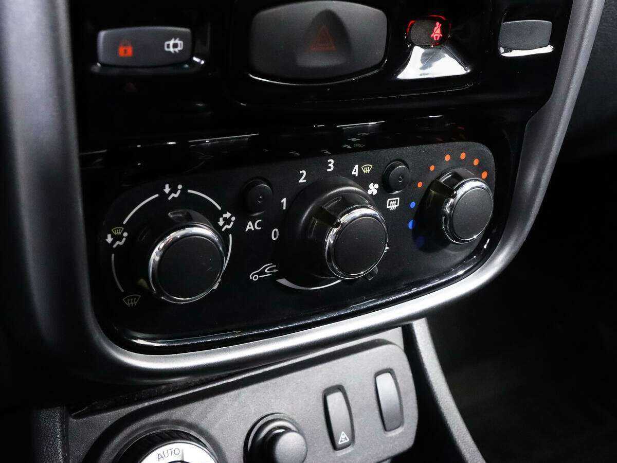 Renault Duster б/у, 2013, Механическая. Фото: #14