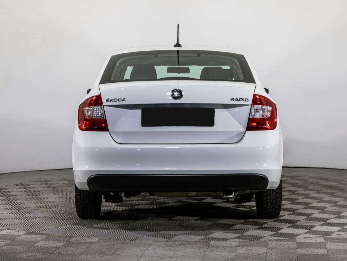 Skoda Rapid б/у, 2017, Механическая. Фото: #4