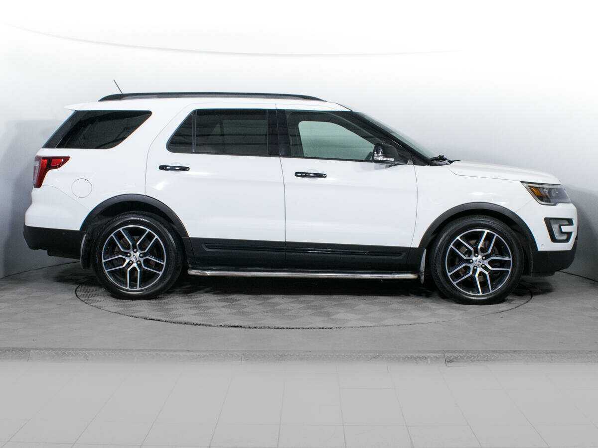 Ford Explorer б/у, 2016, Автоматическая. Фото: #3