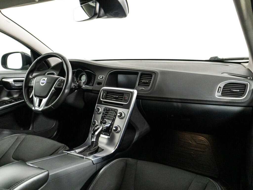Volvo S60 б/у, 2017, Автоматическая. Фото: #8
