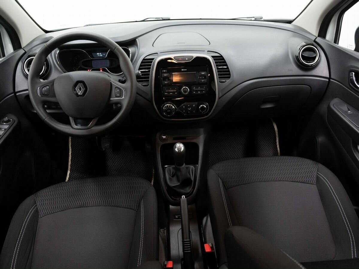 Renault Kaptur б/у, 2017, Механическая. Фото: #13