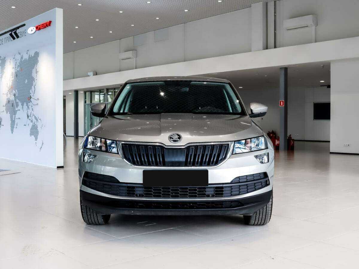 Skoda Karoq б/у, 2020, Автоматическая. Фото: #1