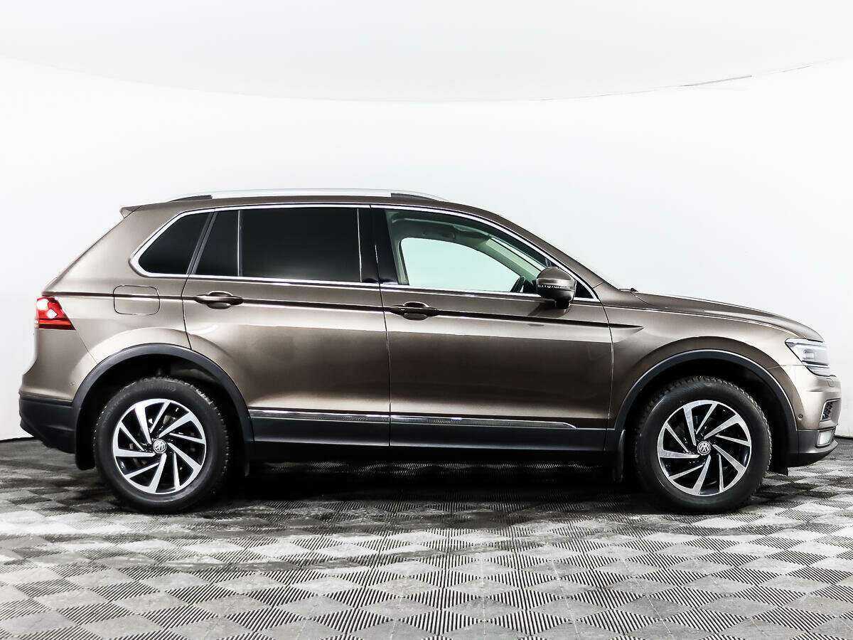 Volkswagen Tiguan б/у, 2018, Роботизированная. Фото: #3