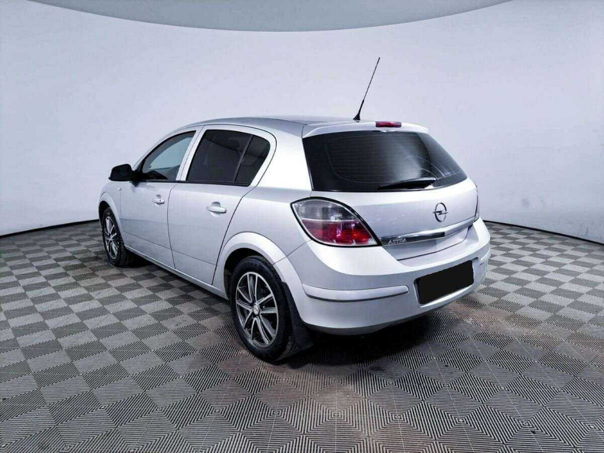 Opel Astra б/у, 2013, Механическая. Фото: #6