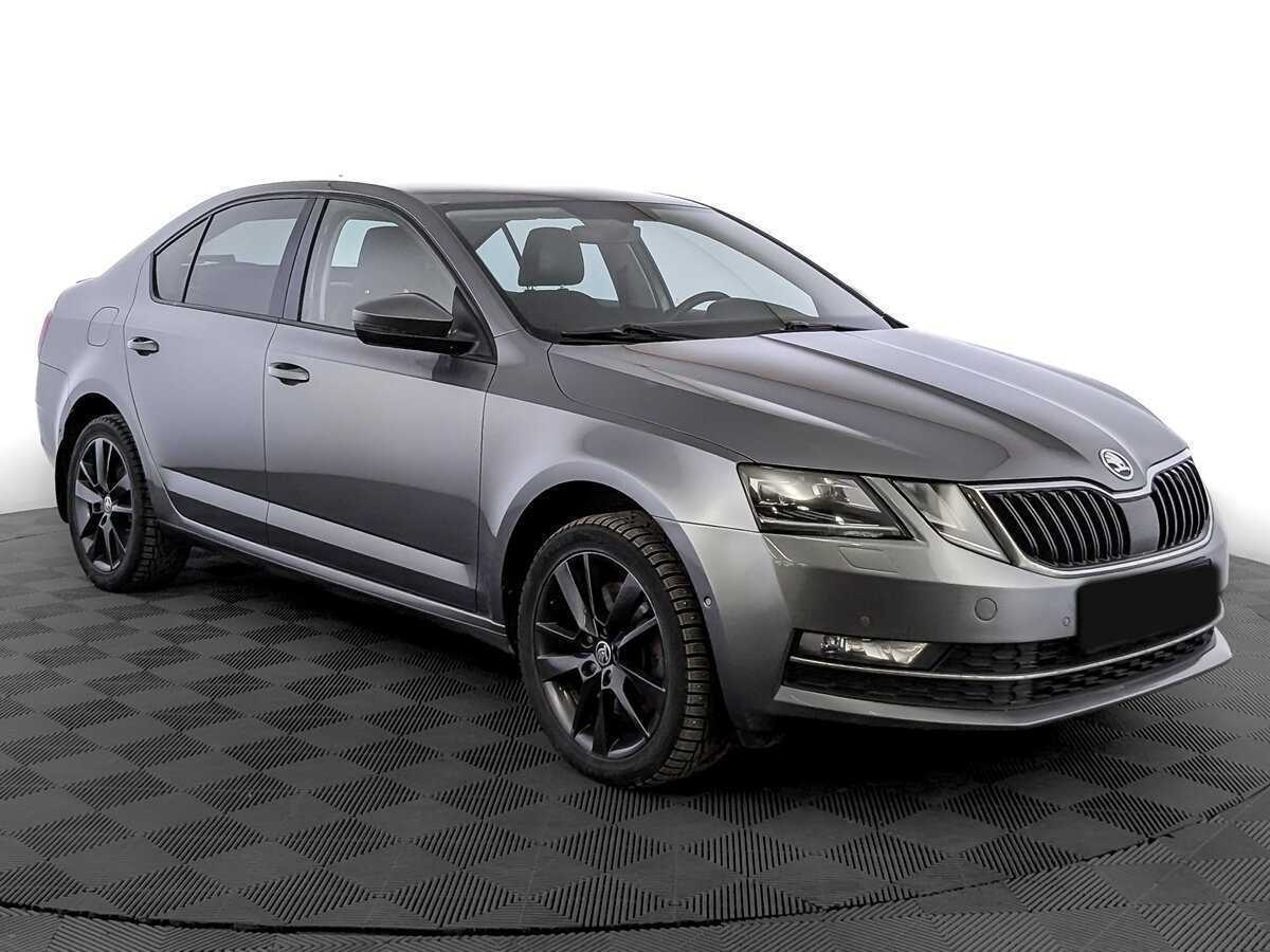 Skoda Octavia б/у, 2017, Механическая. Фото: #2