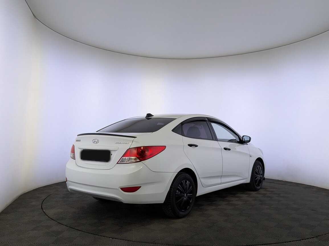 Hyundai Solaris б/у, 2013, Механическая. Фото: #4