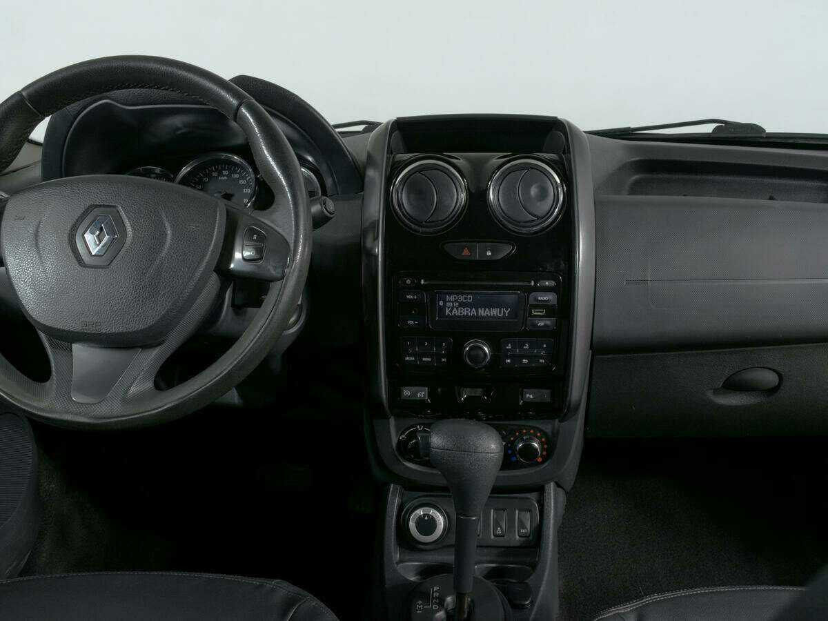 Renault Duster б/у, 2015, Автоматическая. Фото: #9