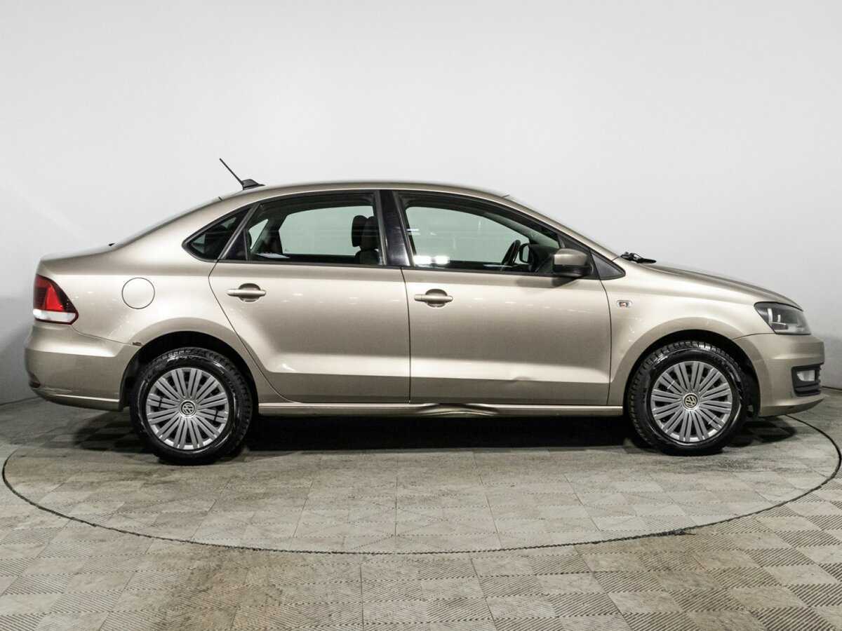 Volkswagen Polo б/у, 2017, Автоматическая. Фото: #3