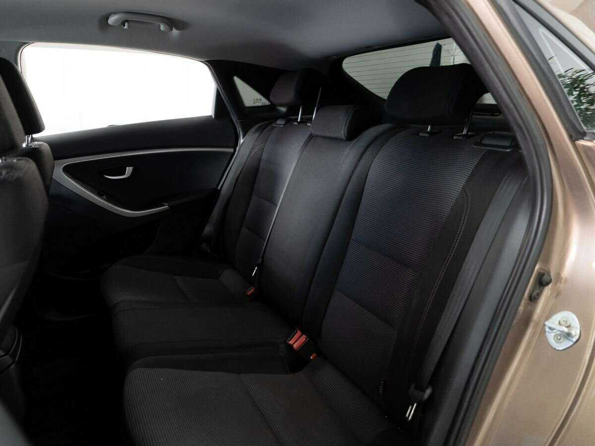 Hyundai i30 б/у, 2013, Механическая. Фото: #6