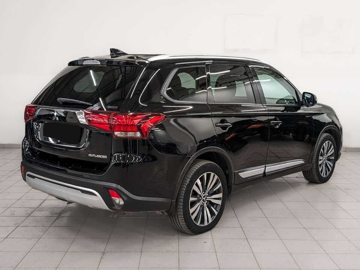 Mitsubishi Outlander б/у, 2020, Вариатор. Фото: #4