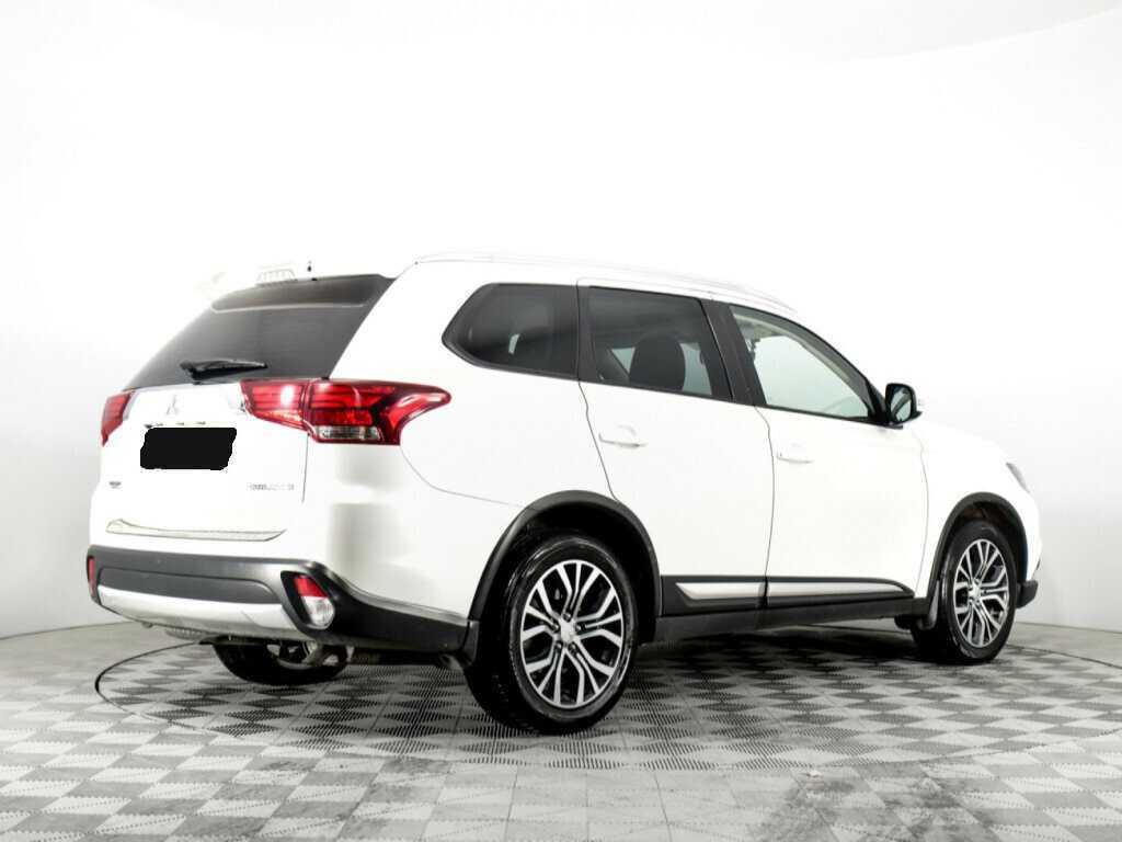 Mitsubishi Outlander б/у, 2017, Вариатор. Фото: #4