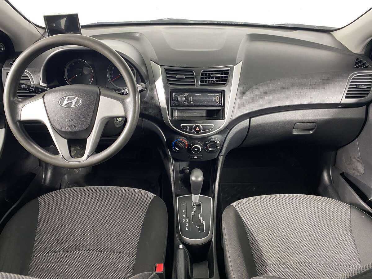 Hyundai Solaris б/у, 2014, Автоматическая. Фото: #10