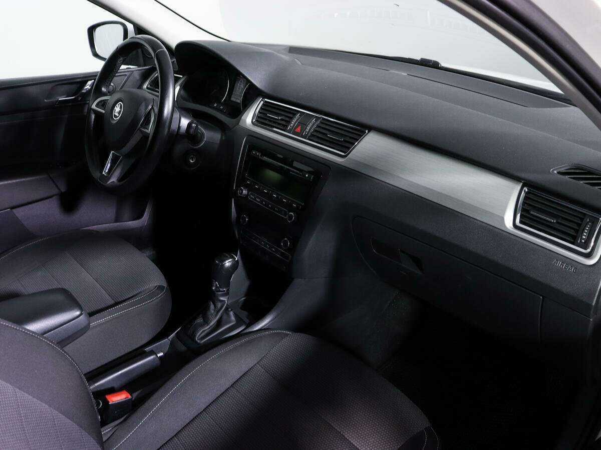 Skoda Rapid б/у, 2014, Автоматическая. Фото: #7