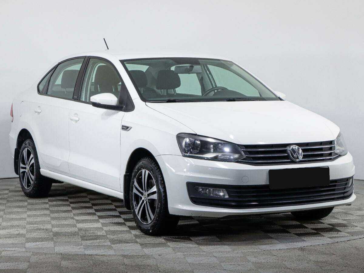 Volkswagen Polo б/у, 2016, Механическая. Фото: #2