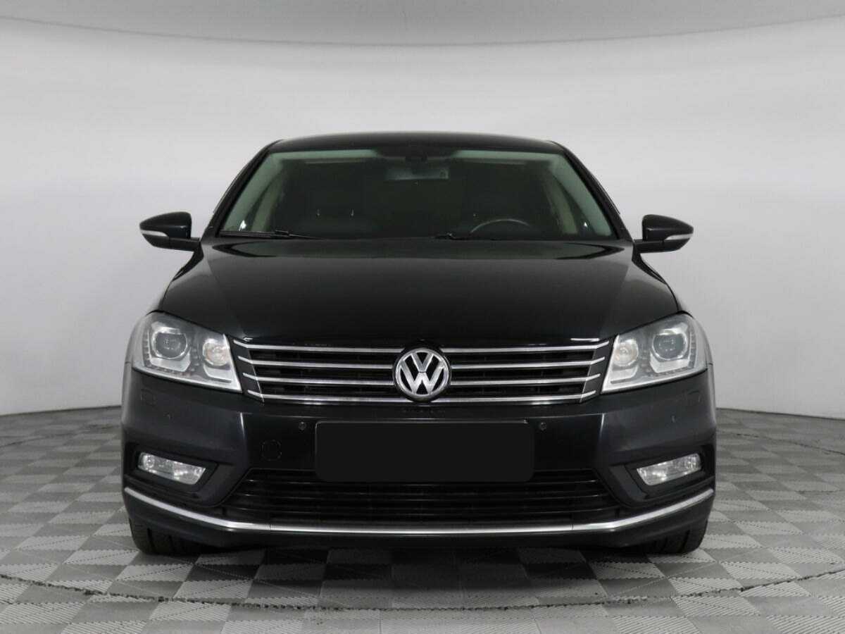 Volkswagen Passat б/у, 2014, Роботизированная. Фото: #1