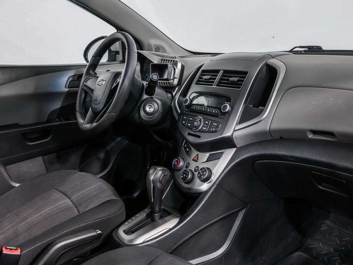Chevrolet Aveo б/у, 2013, Автоматическая. Фото: #10