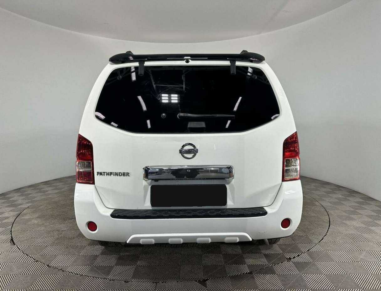 Nissan Pathfinder б/у, 2012, Автоматическая. Фото: #2