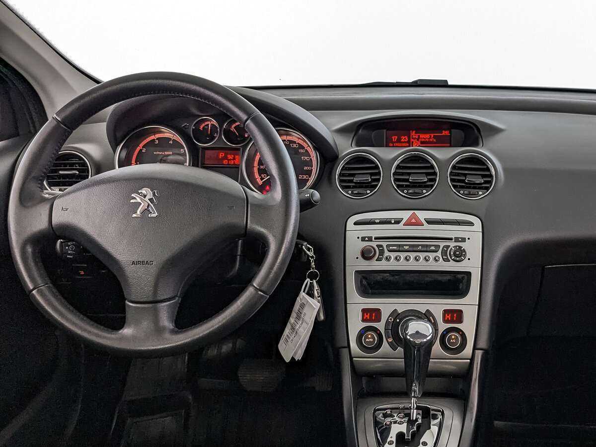 Peugeot 408 б/у, 2013, Автоматическая. Фото: #13