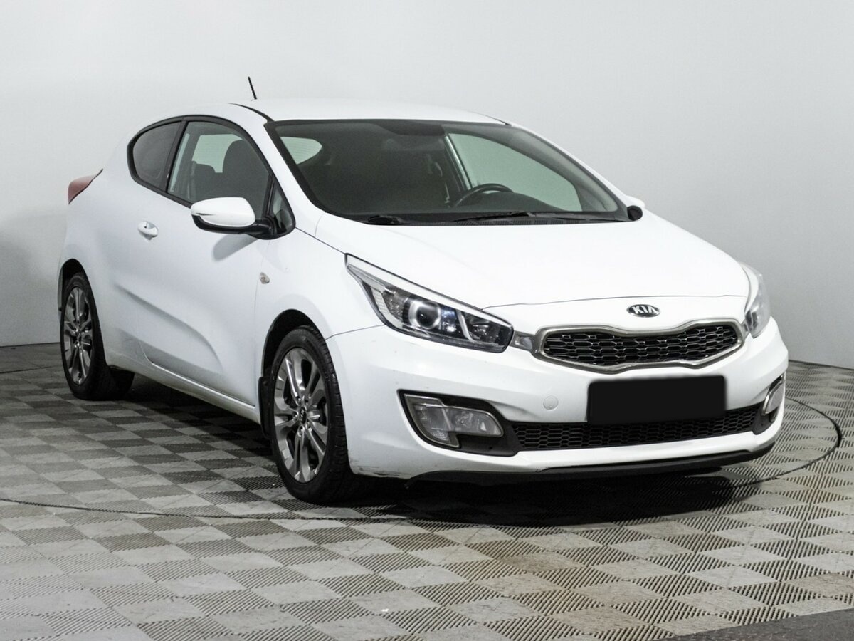 Kia Ceed б/у, 2013, Механическая. Фото: #2