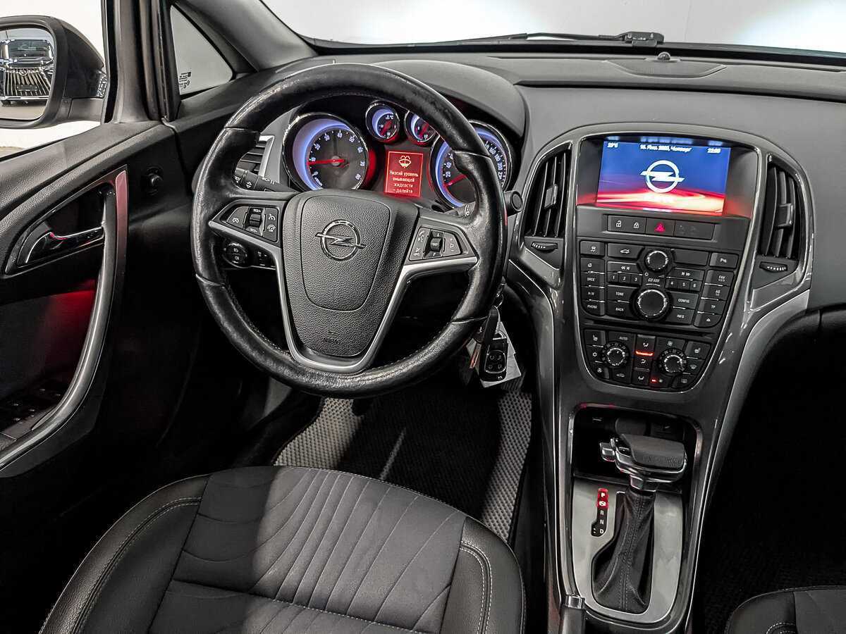 Opel Astra б/у, 2014, Автоматическая. Фото: #22