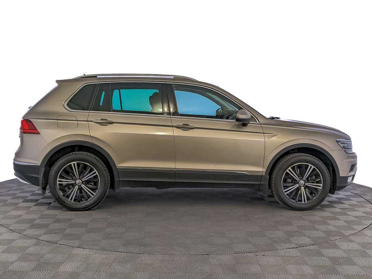 Volkswagen Tiguan б/у, 2018, Роботизированная. Фото: #3