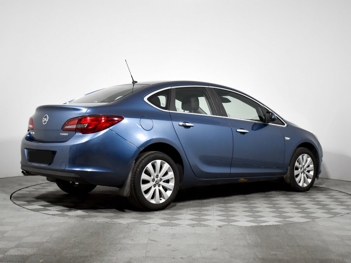 Opel Astra б/у, 2013, Автоматическая. Фото: #3