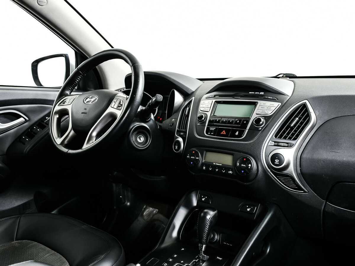Hyundai ix35 б/у, 2012, Автоматическая. Фото: #8
