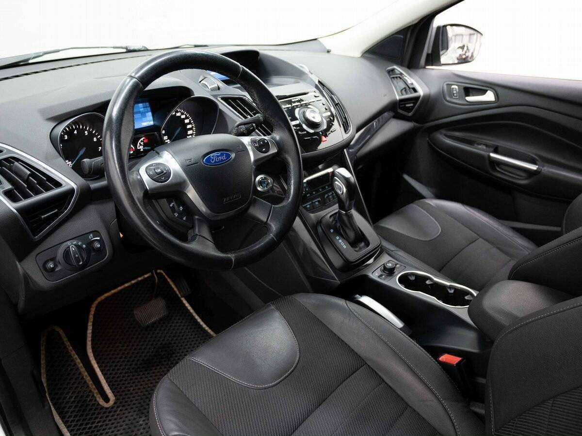 Ford Kuga б/у, 2014, Автоматическая. Фото: #6
