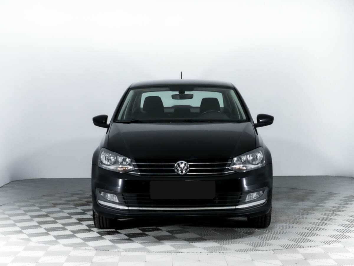 Volkswagen Polo б/у, 2017, Автоматическая. Фото: #1