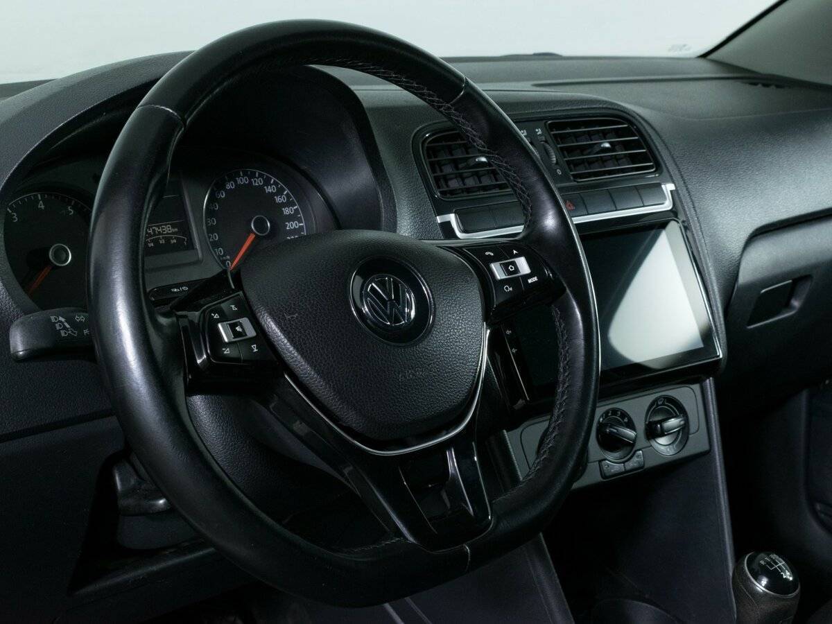 Volkswagen Polo б/у, 2018, Механическая. Фото: #11