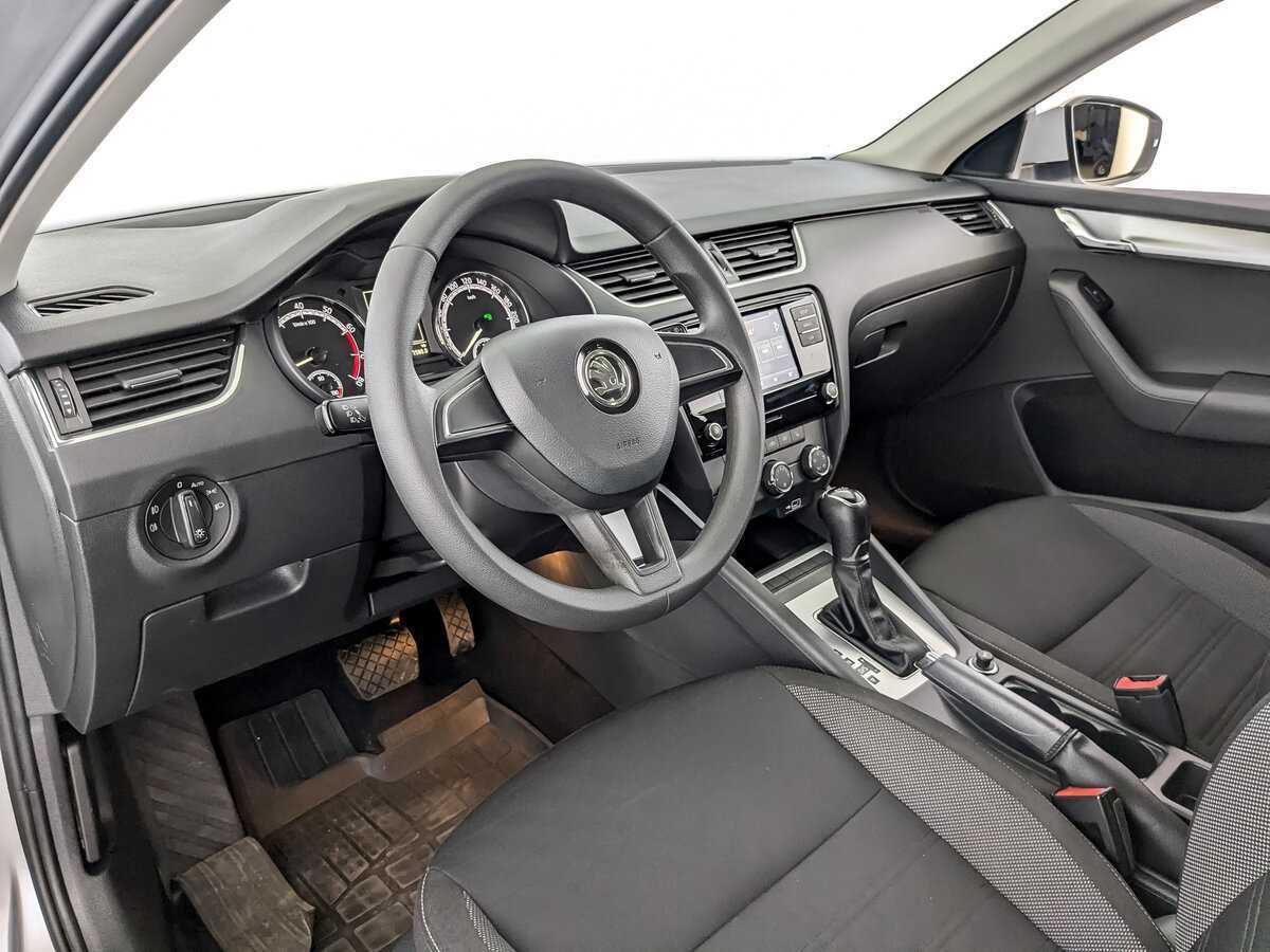 Skoda Octavia б/у, 2018, Роботизированная. Фото: #15