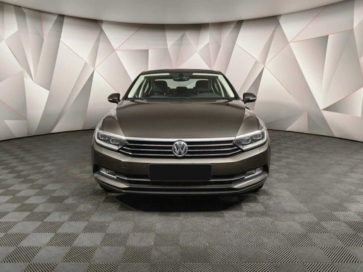 Volkswagen Passat б/у, 2017, Роботизированная. Фото: #6