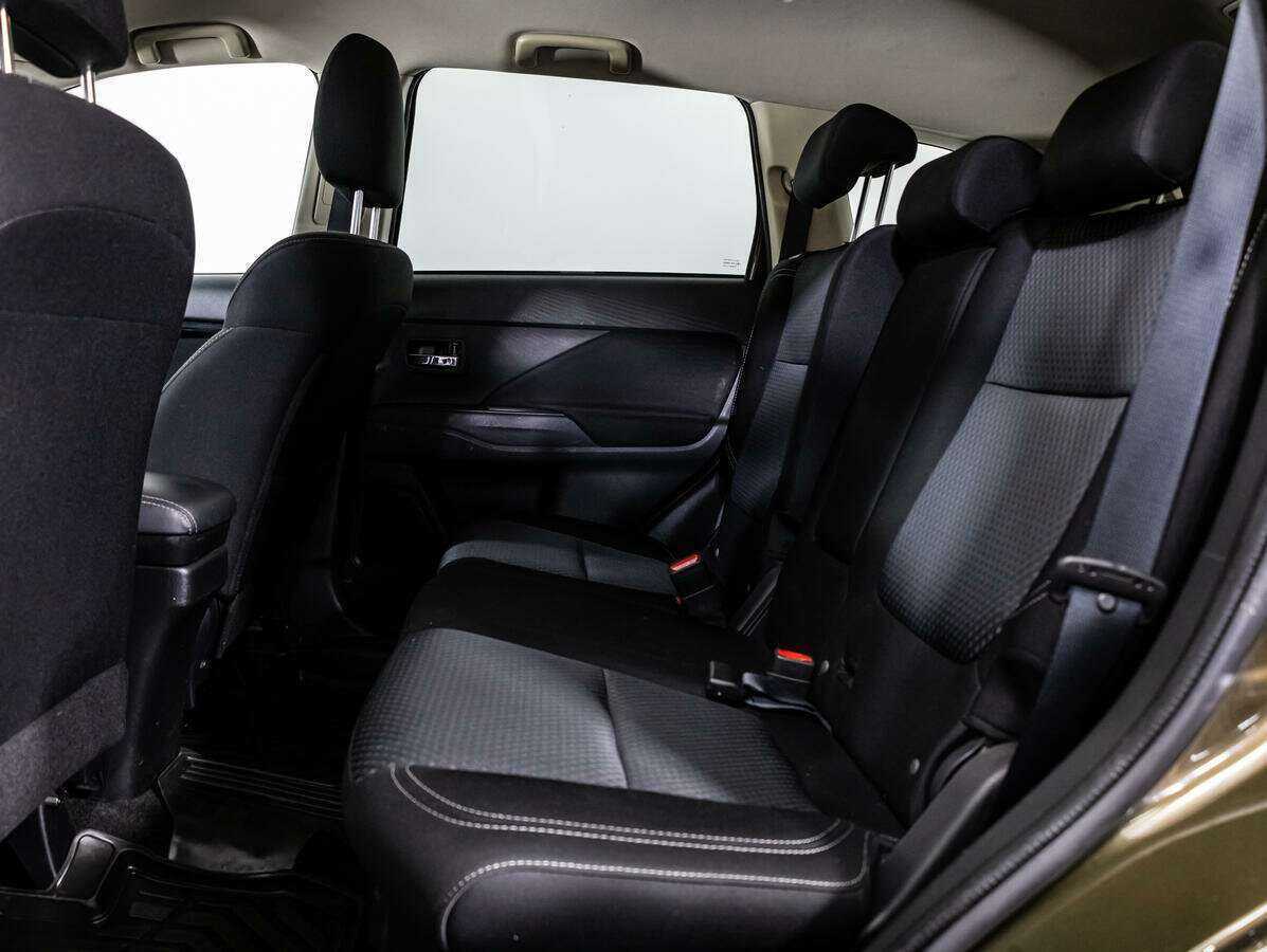 Mitsubishi Outlander б/у, 2019, Вариатор. Фото: #7