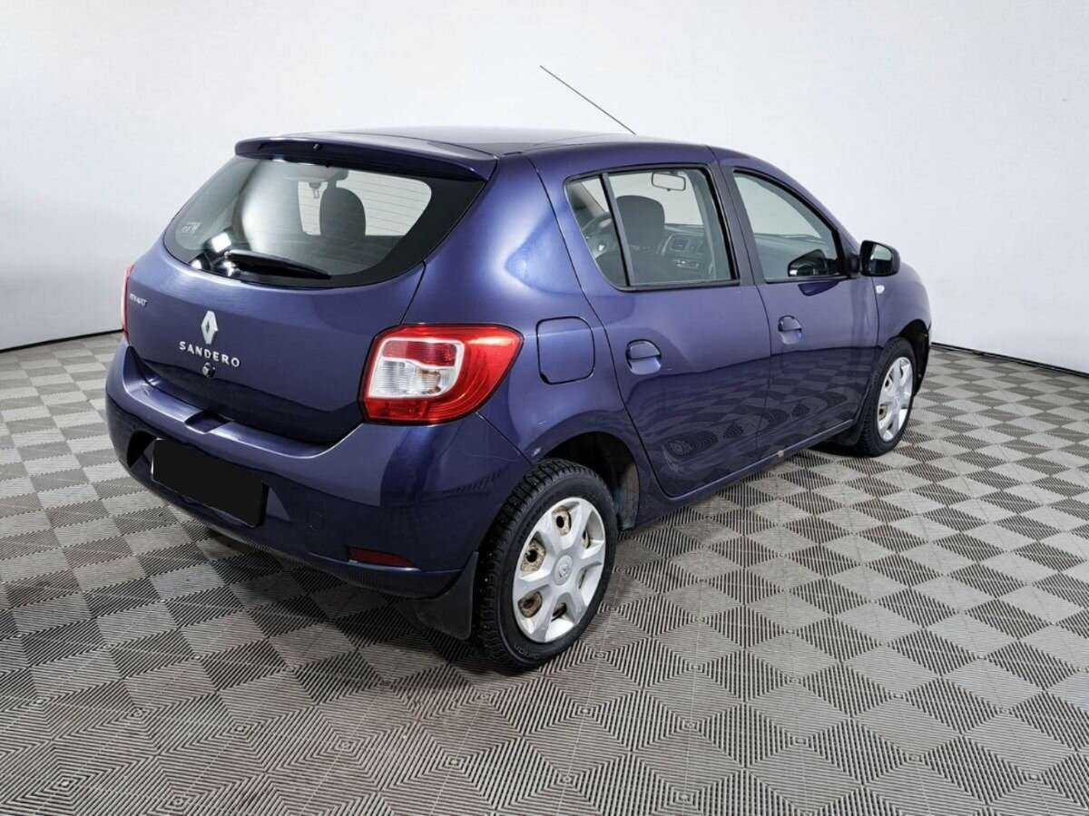 Renault Sandero б/у, 2015, Механическая. Фото: #4