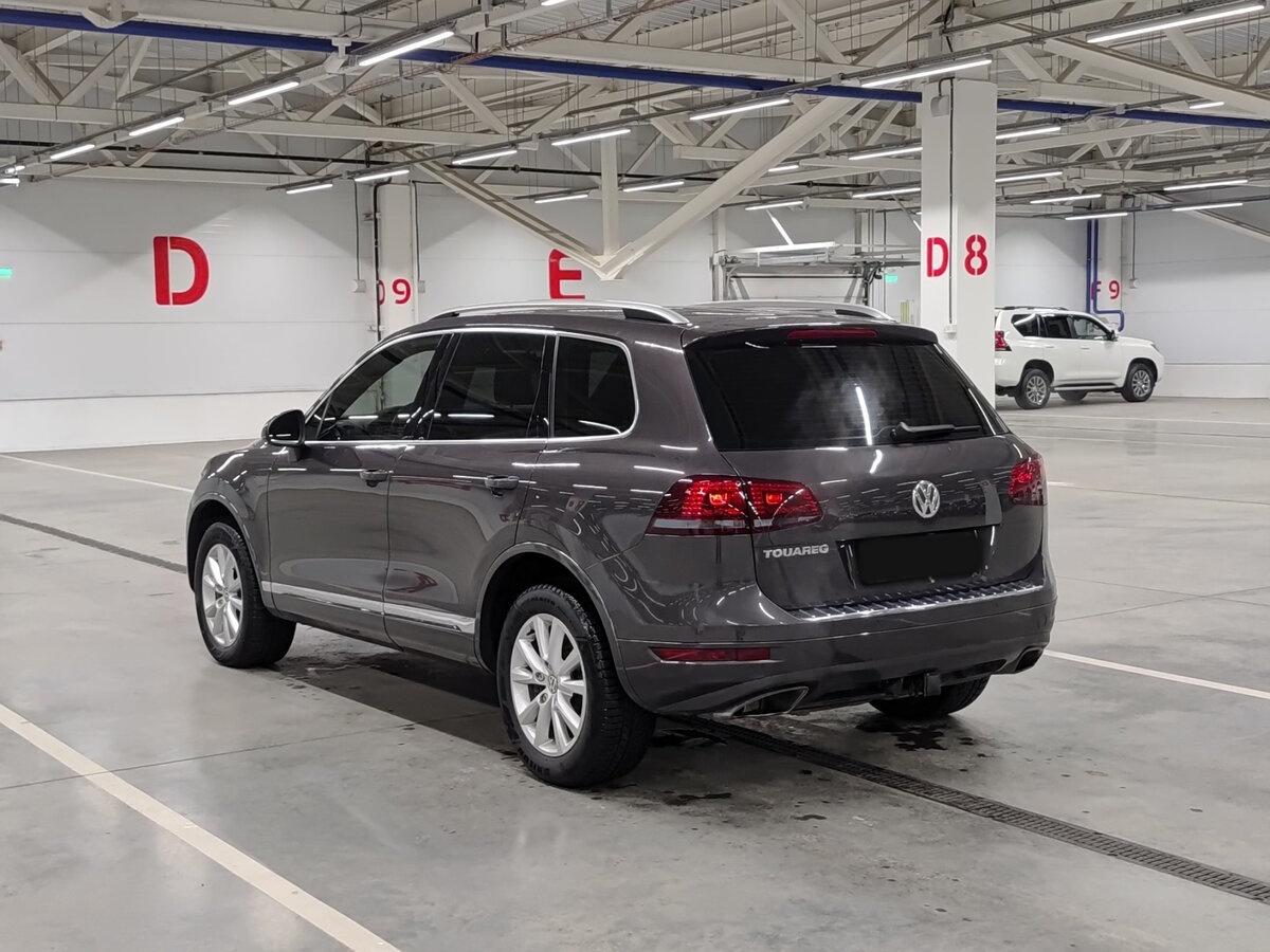Volkswagen Touareg б/у, 2012, Автоматическая. Фото: #6