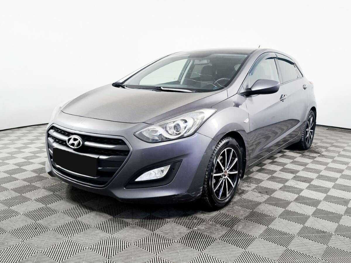 Hyundai i30 б/у, 2016, Автоматическая. Фото: #0