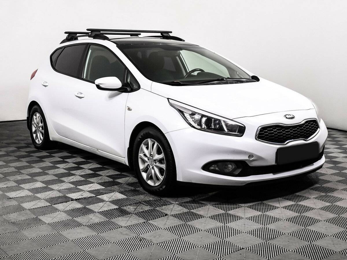 Kia Ceed б/у, 2012, Автоматическая. Фото: #2