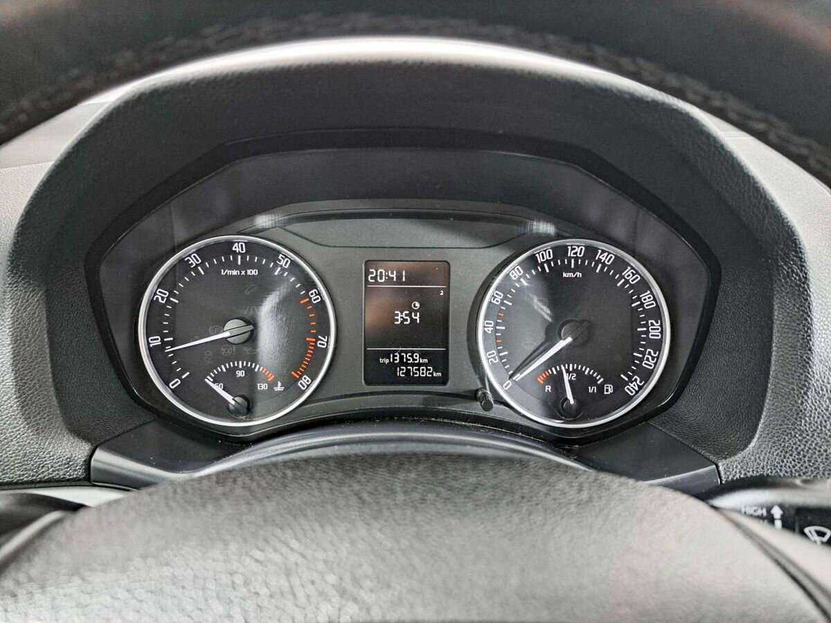 Skoda Octavia б/у, 2012, Механическая. Фото: #10