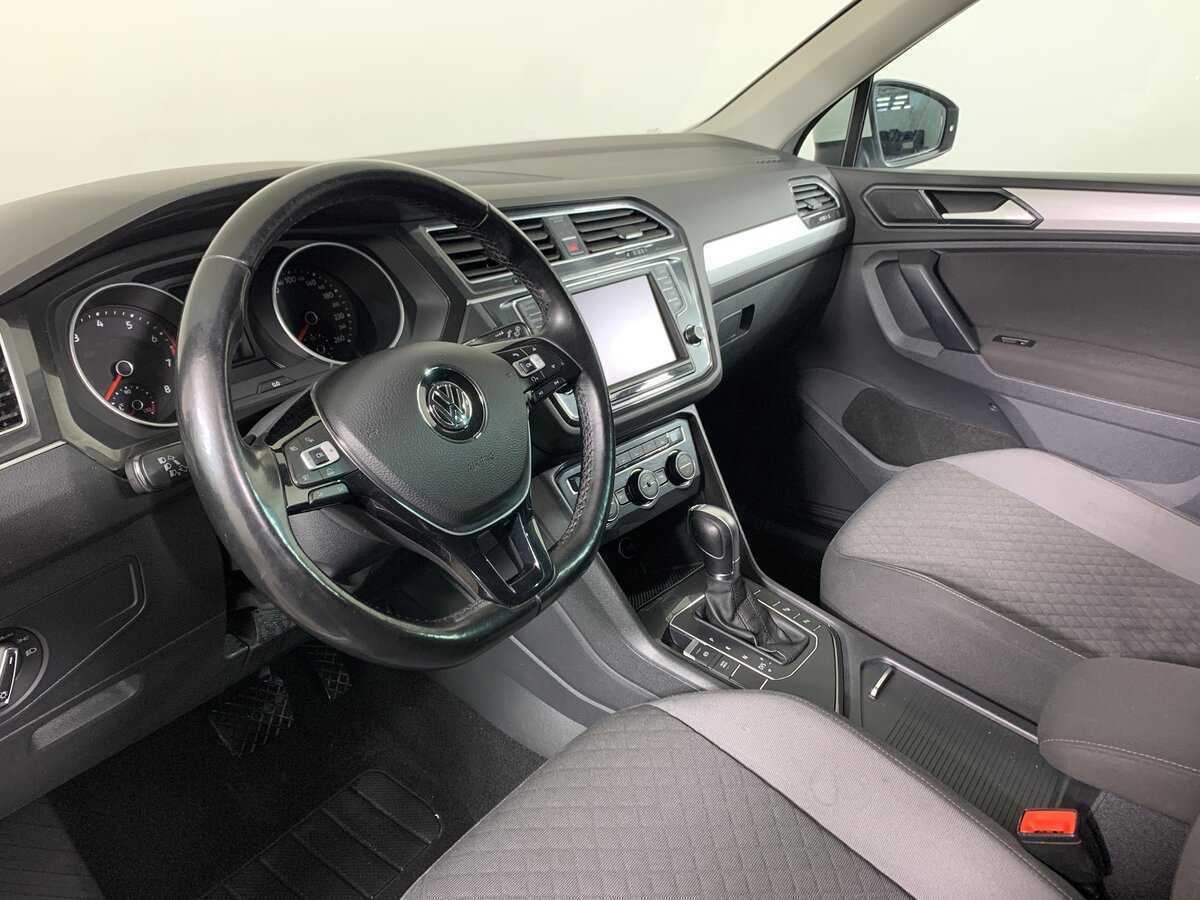 Volkswagen Tiguan б/у, 2017, Роботизированная. Фото: #11