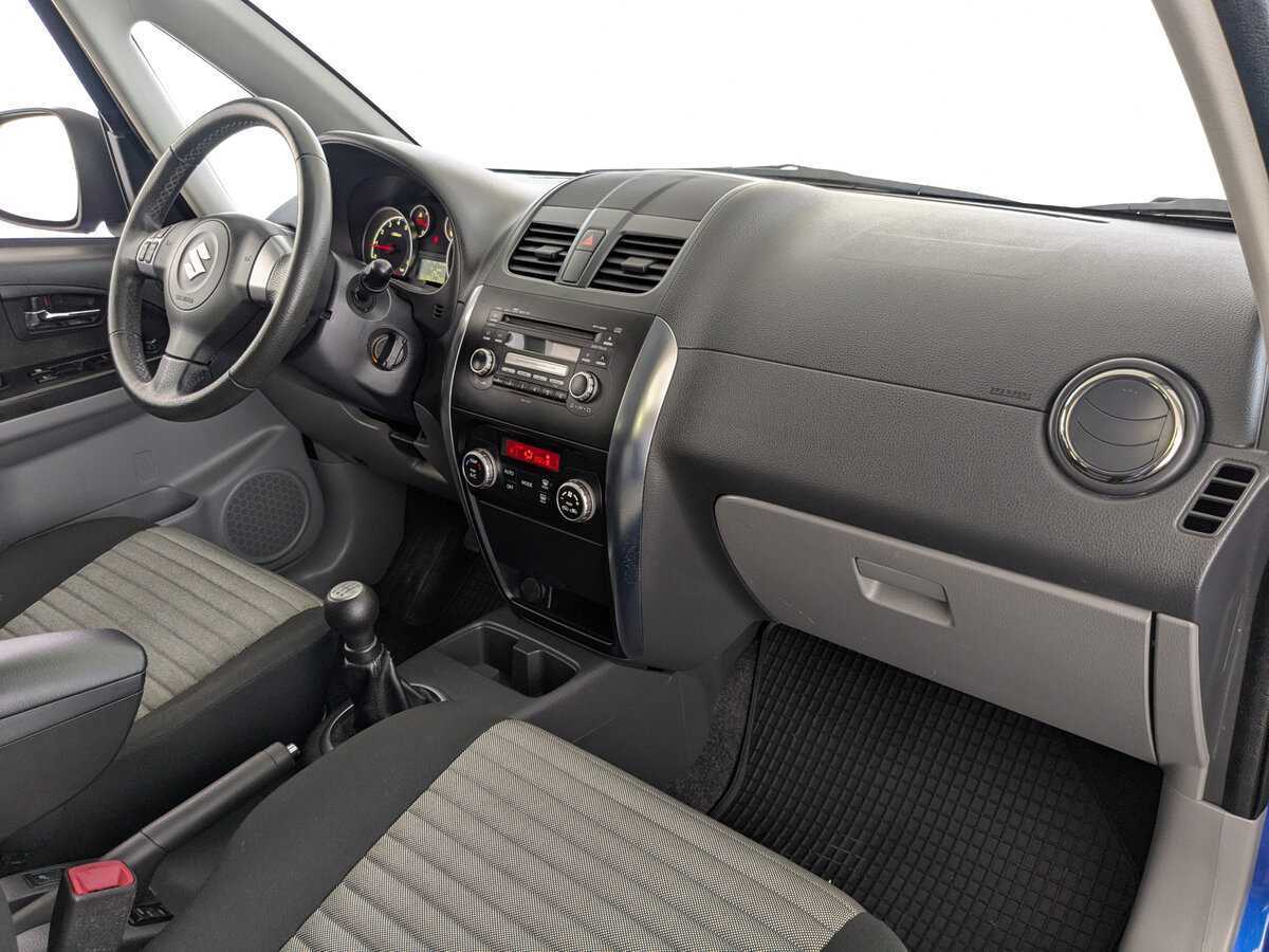 Suzuki SX4 б/у, 2012, Механическая. Фото: #10