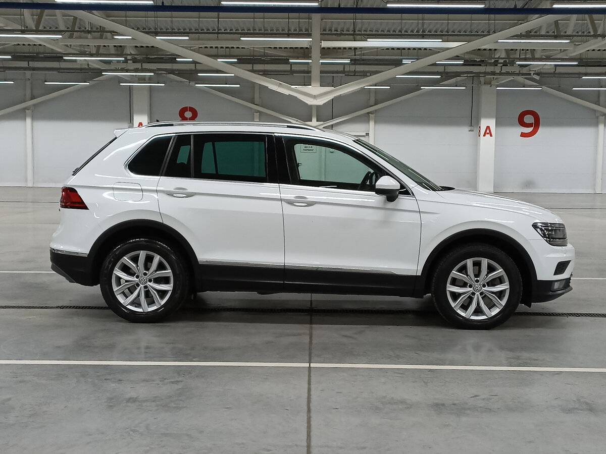Volkswagen Tiguan б/у, 2018, Роботизированная. Фото: #3