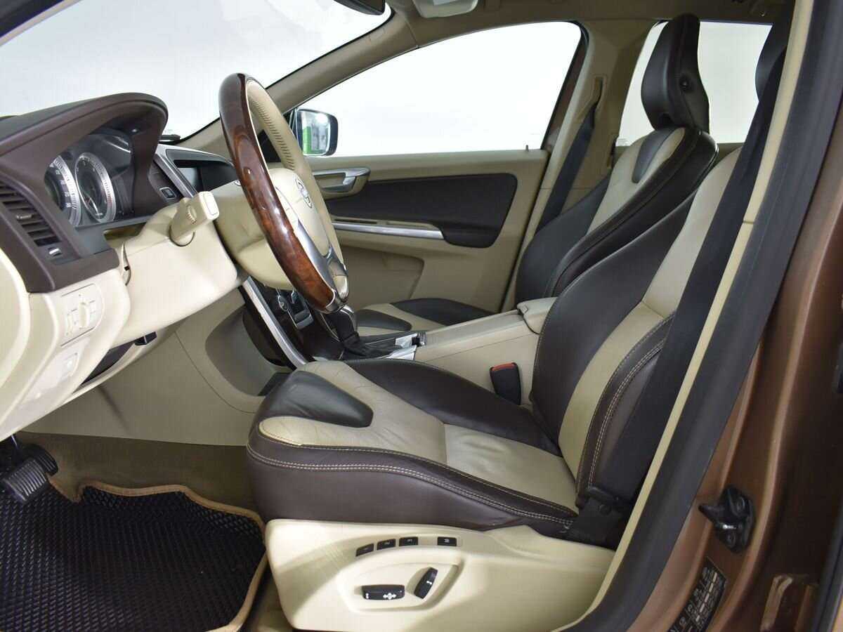 Volvo XC60 б/у, 2013, Автоматическая. Фото: #7