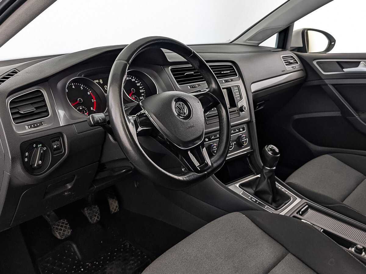 Volkswagen Golf б/у, 2014, Механическая. Фото: #14