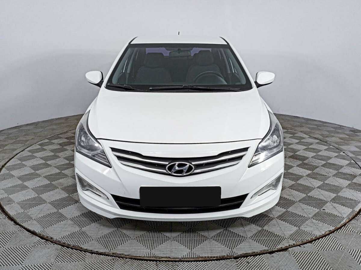 Hyundai Solaris б/у, 2015, Автоматическая. Фото: #1