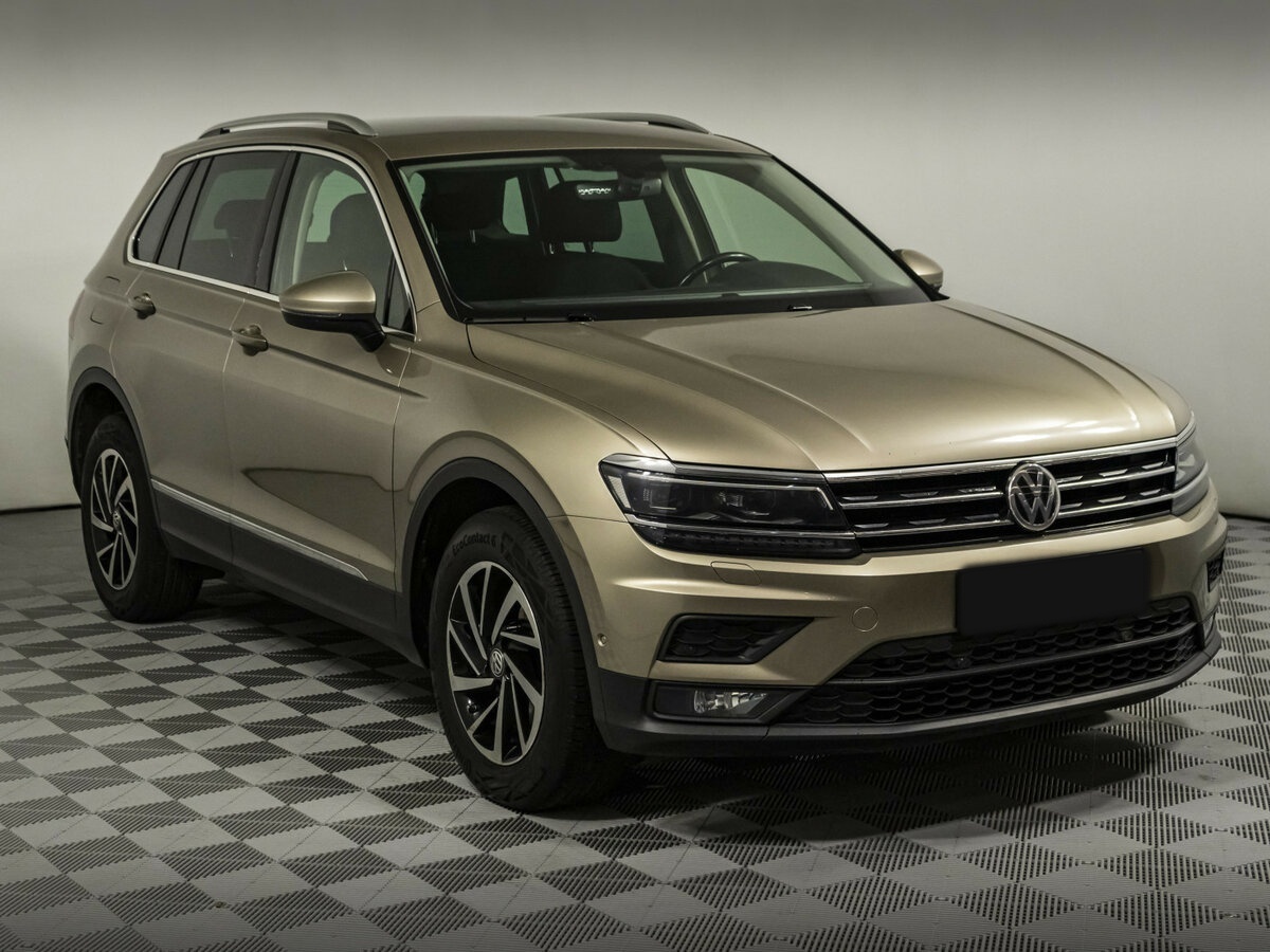 Volkswagen Tiguan б/у, 2018, Роботизированная. Фото: #2