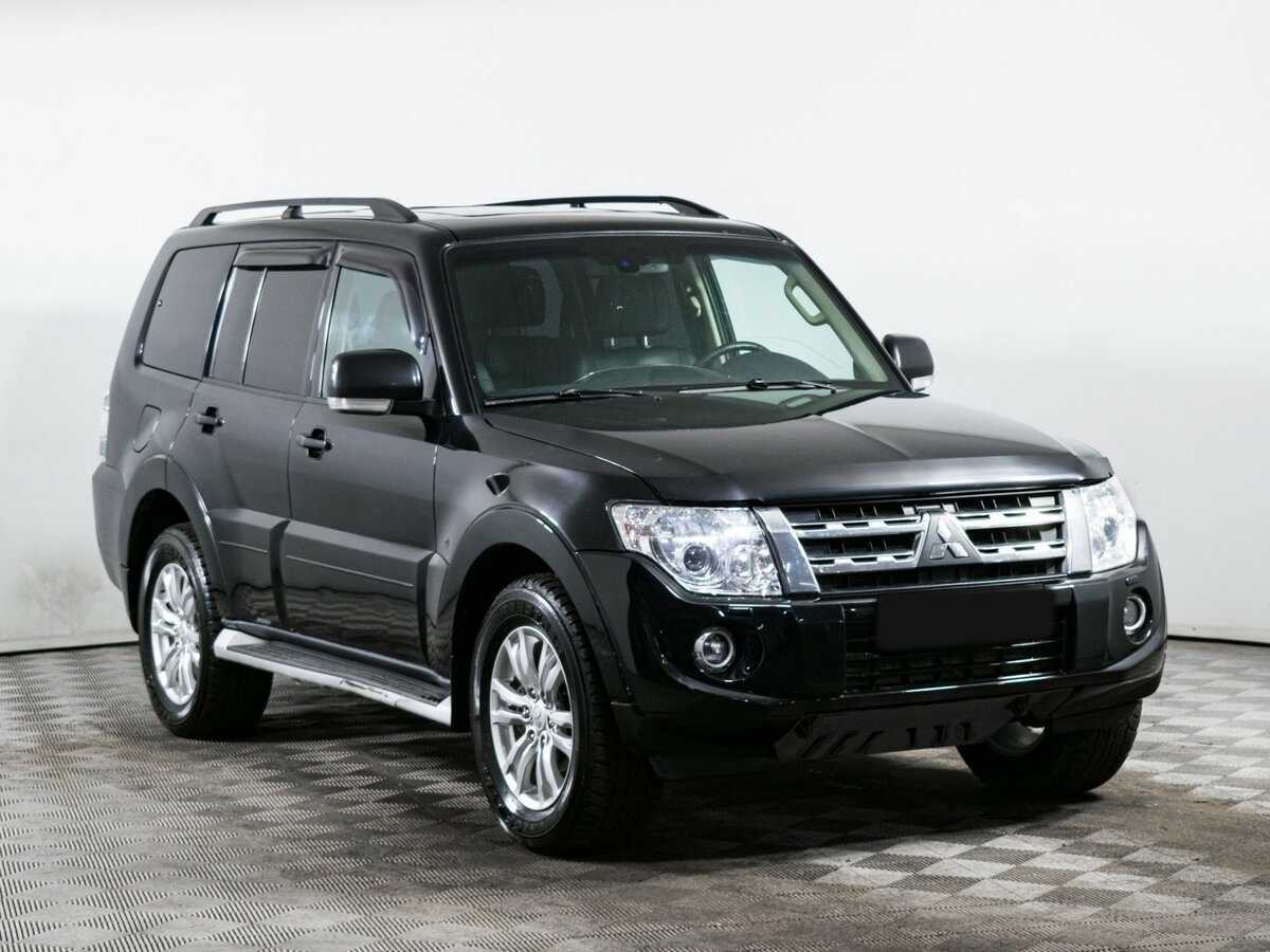 Mitsubishi Pajero б/у, 2013, Автоматическая. Фото: #2